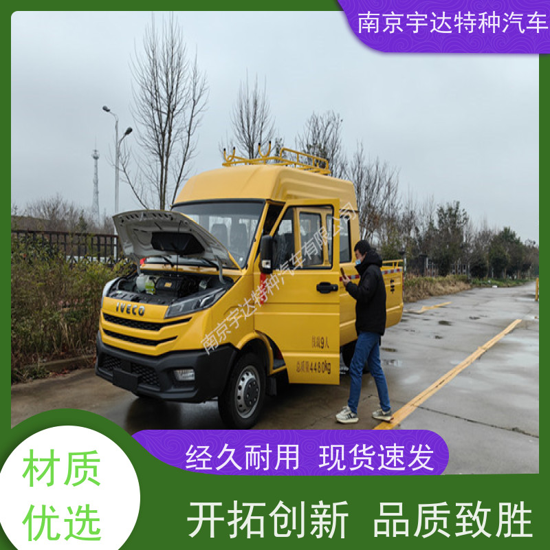 依维柯9座工程车 抢险救援车 2.8排量 质量保证