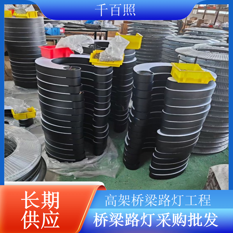 桥梁护栏一体化路灯工程节省空间易安装千百照