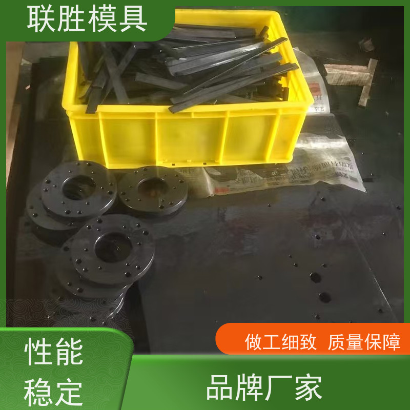 提高防锈强 不锈钢发黑加工厂 表明颜色均匀 耐低温 标准件
