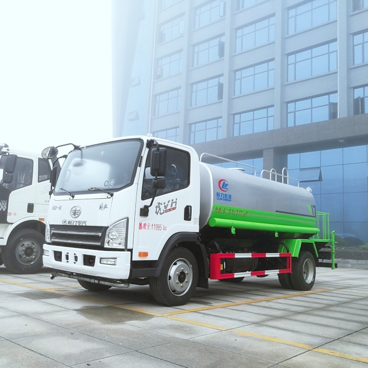 豪沃 清洗车 厂家直供 轻型洒水车 侧喷绿植浇灌