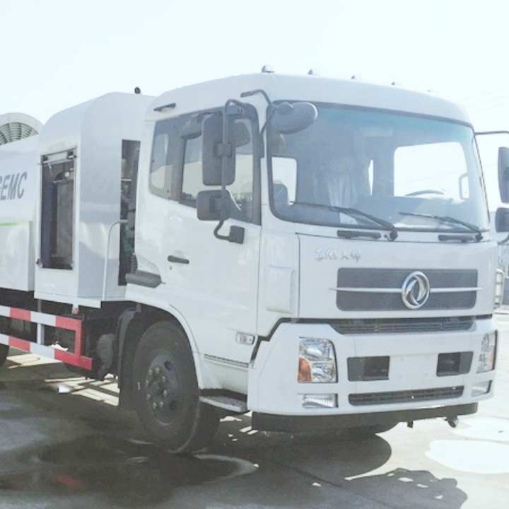 东风福瑞卡 应急喷洒灭火车 供货及时 小型洒水车 带前冲后洒