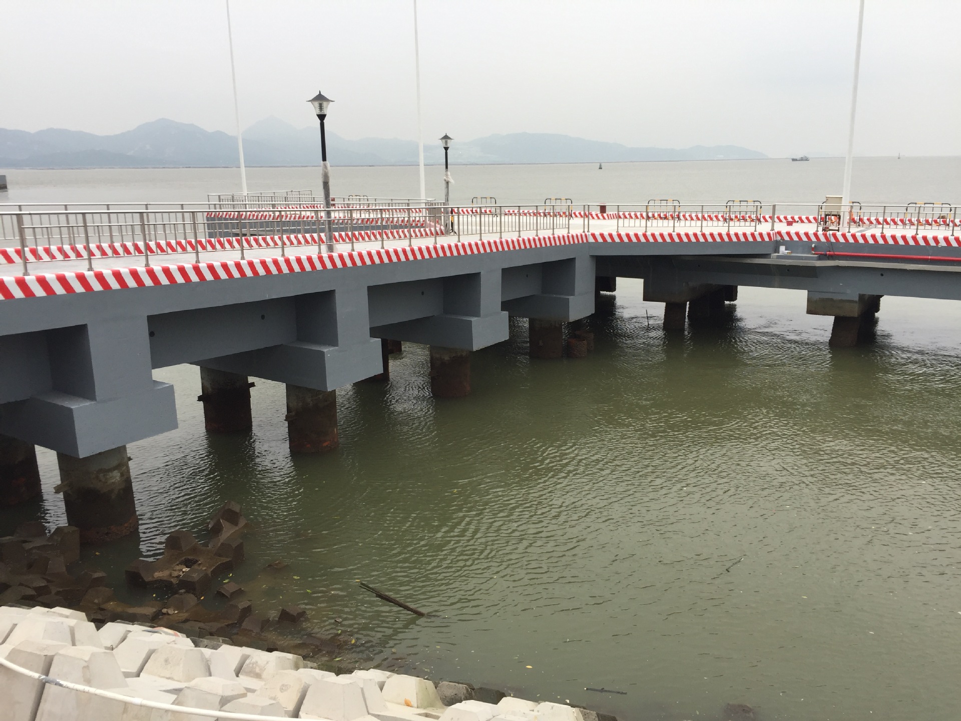 桥梁防腐涂料 码头海工防腐油漆 异丁烯三乙氧基硅烷浸渍剂