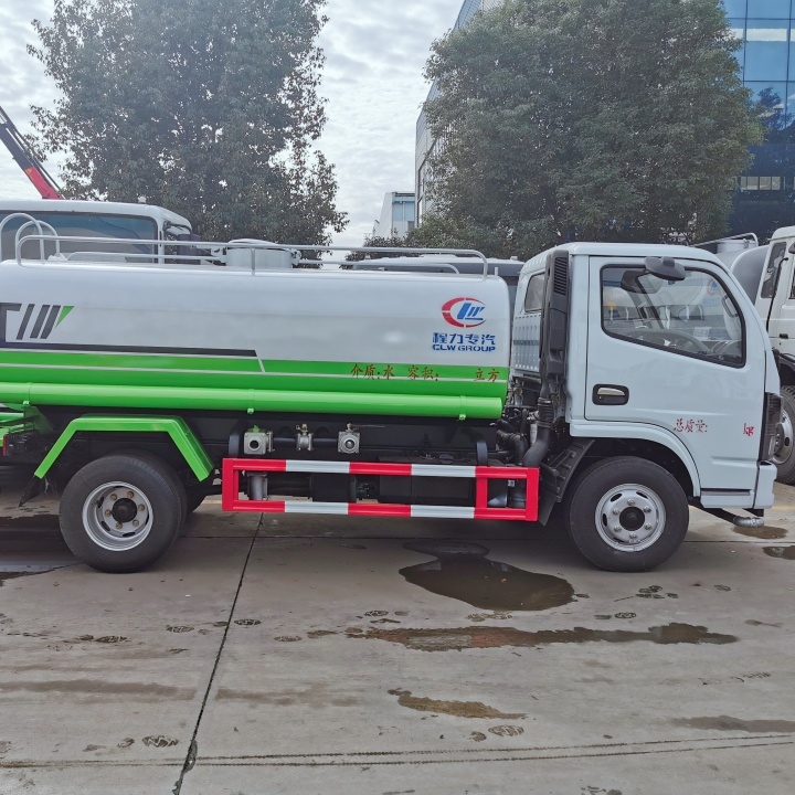 东风福瑞卡 抑尘车 国六排放标准 小型洒水车 带前冲后洒