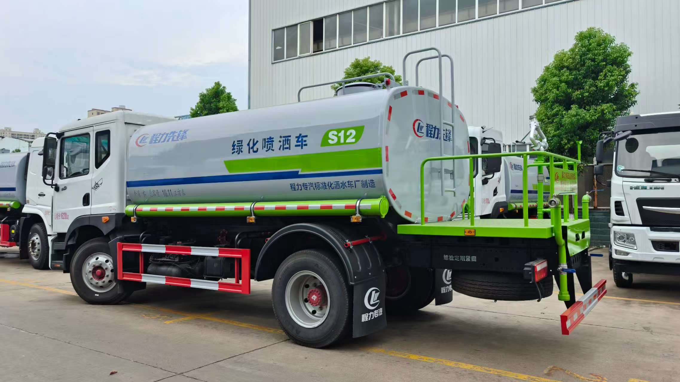 东风多利卡 喷洒车 园林洒水车 国六排放 可选装高位花洒