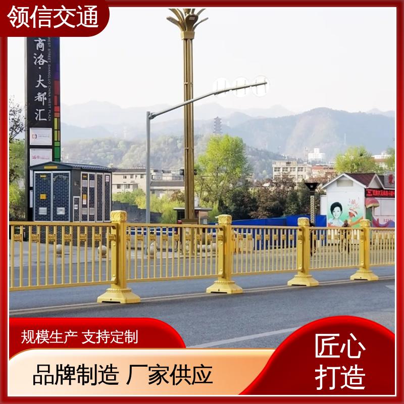 Lingxin Golden Traffic Barrier, Tiananmen Style Lotus Auspicious Cloud Hot-Dip Galvanized Anti-Collision Barrier, Source Manufacturer 3