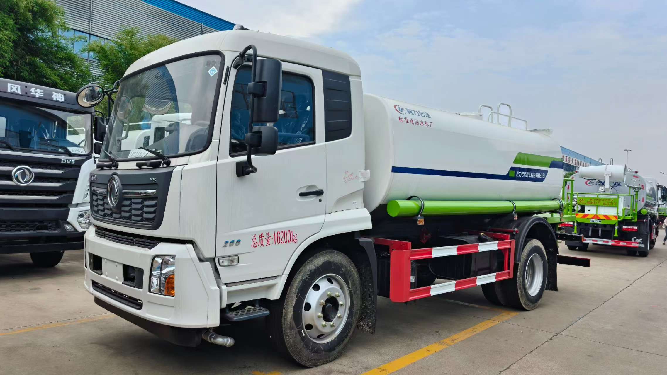 东风途逸 应急喷洒灭火车 小型洒水车 供货及时 一机多用