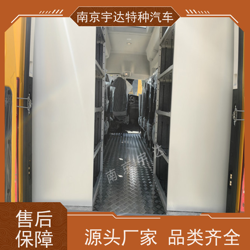 依维柯牌欧胜长轴救险车气防车功率125排量3.0