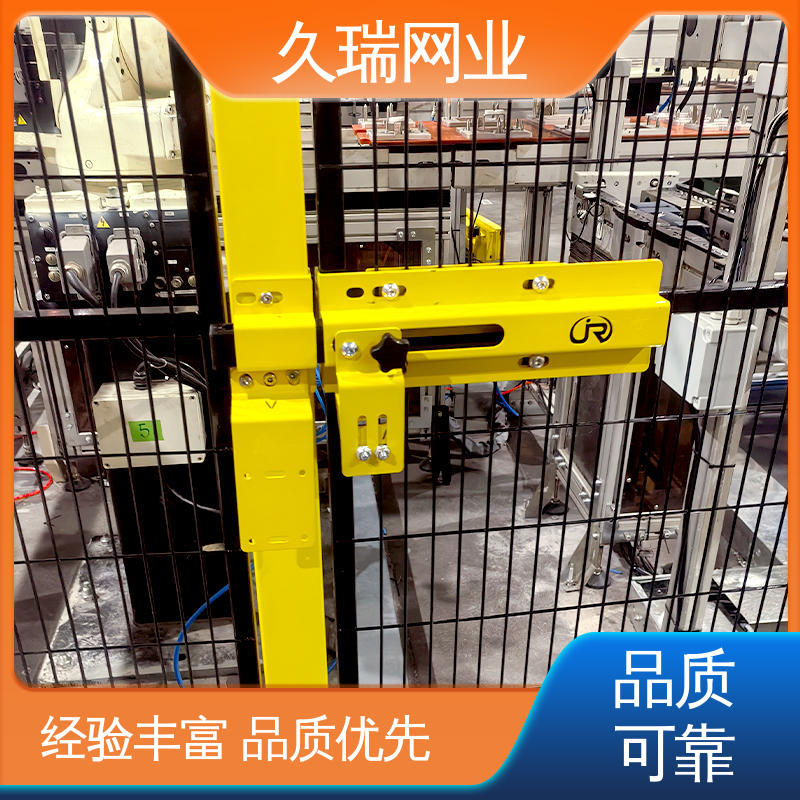 围栏防护网 区域划分用 密孔无缝 优质低碳钢丝 久瑞网业