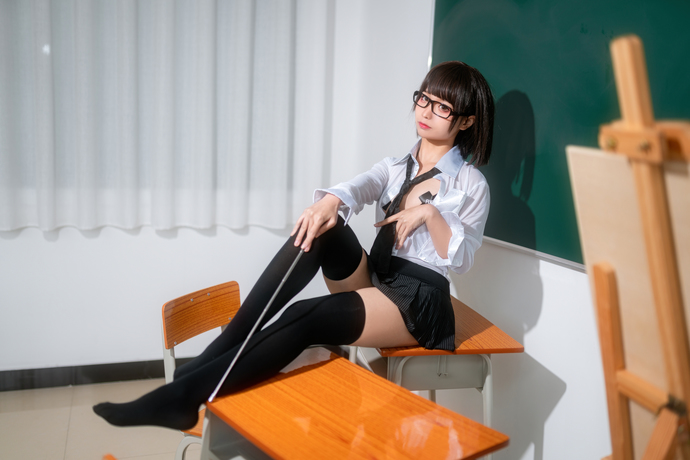 蠢沫沫 喵纪元 教师 cos作品 (1).jpg