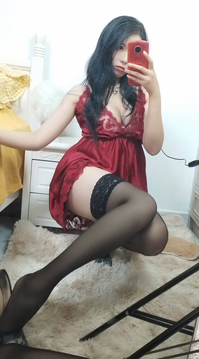 轩萧学姐 cosplay作品 酒红色睡衣 喵纪元 (3).jpg