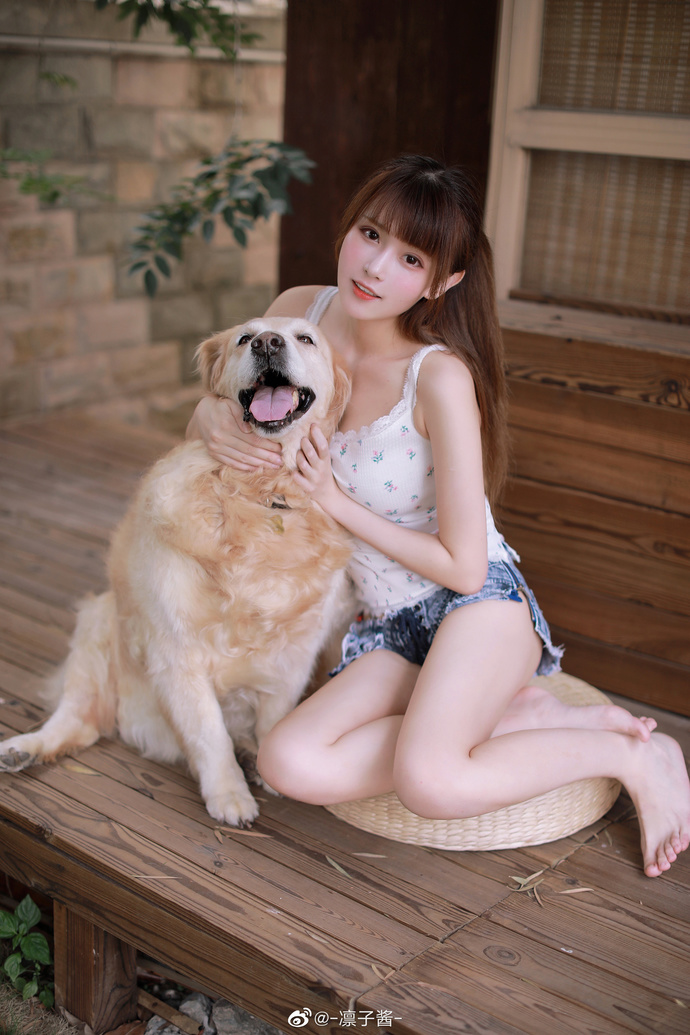 凛子酱和她的狗子 (1).jpg