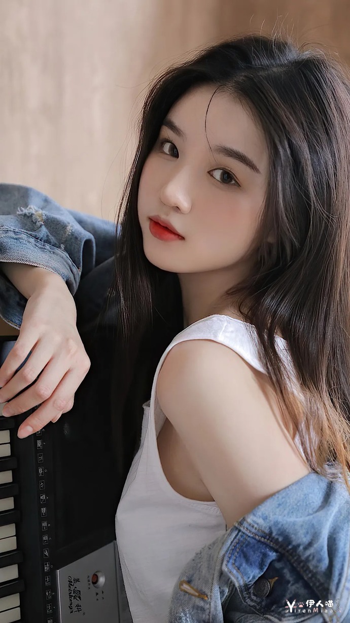 「萌妹壁纸」YRM.001-软萌妹子图