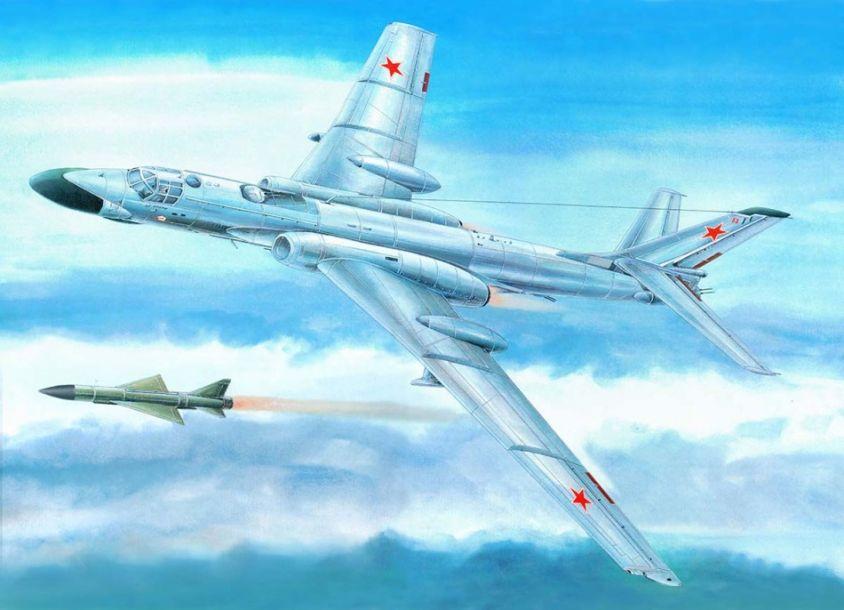 純手繪版戰斗機與轟炸機，畫的真好看！