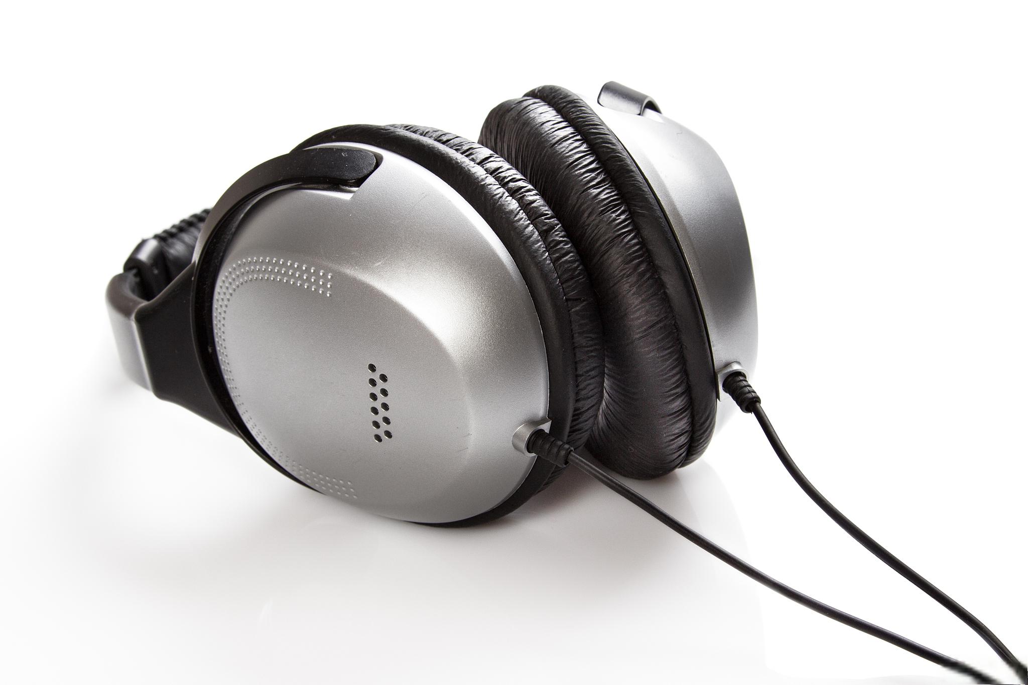 b&o耳机如何与苹果手机连接 bo(bang  olufsen)耳机以其卓越的音质