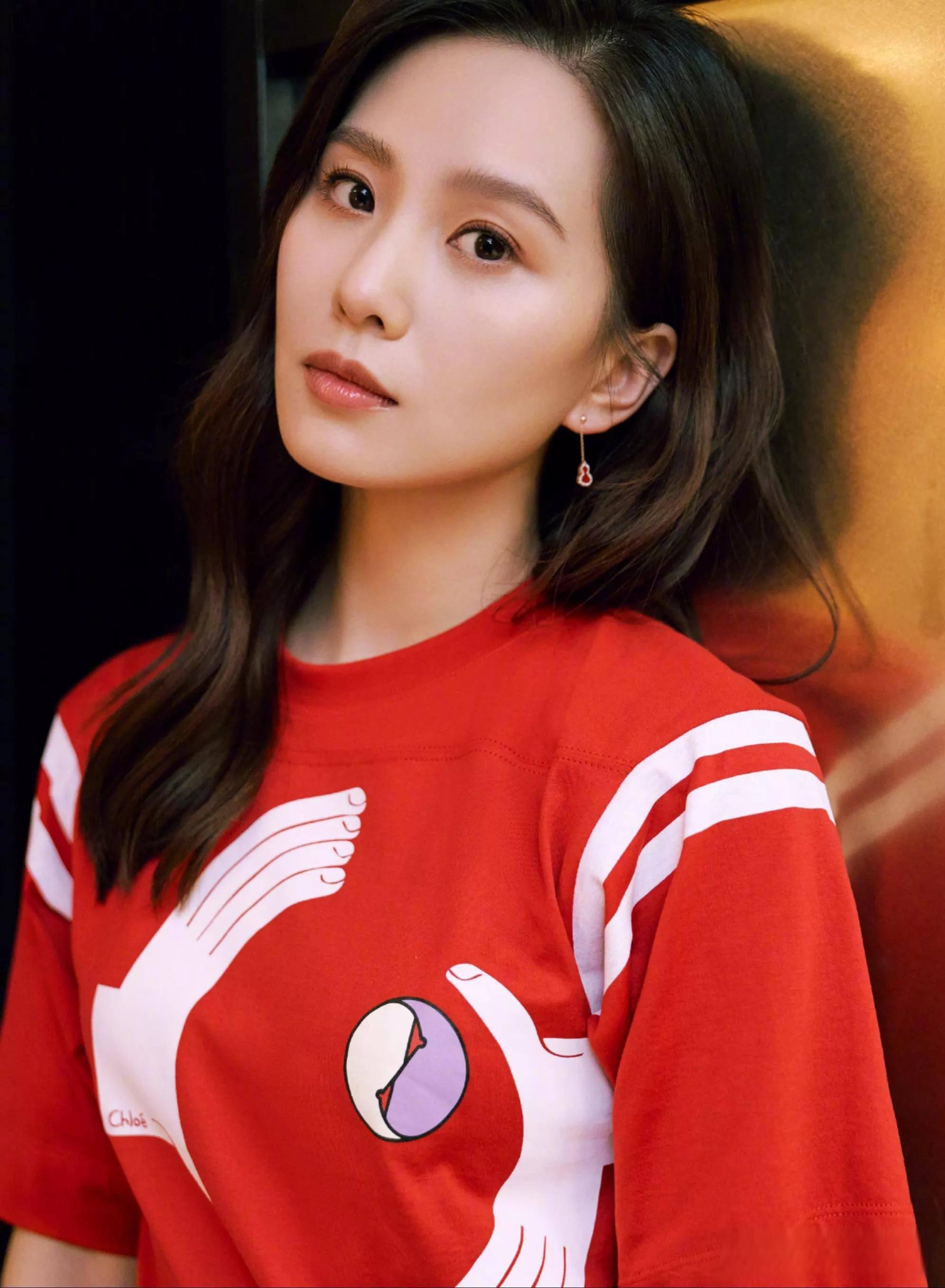 娱乐圈零绯闻的六位女明星 这些女明星凭借才华和自律在事业上取得