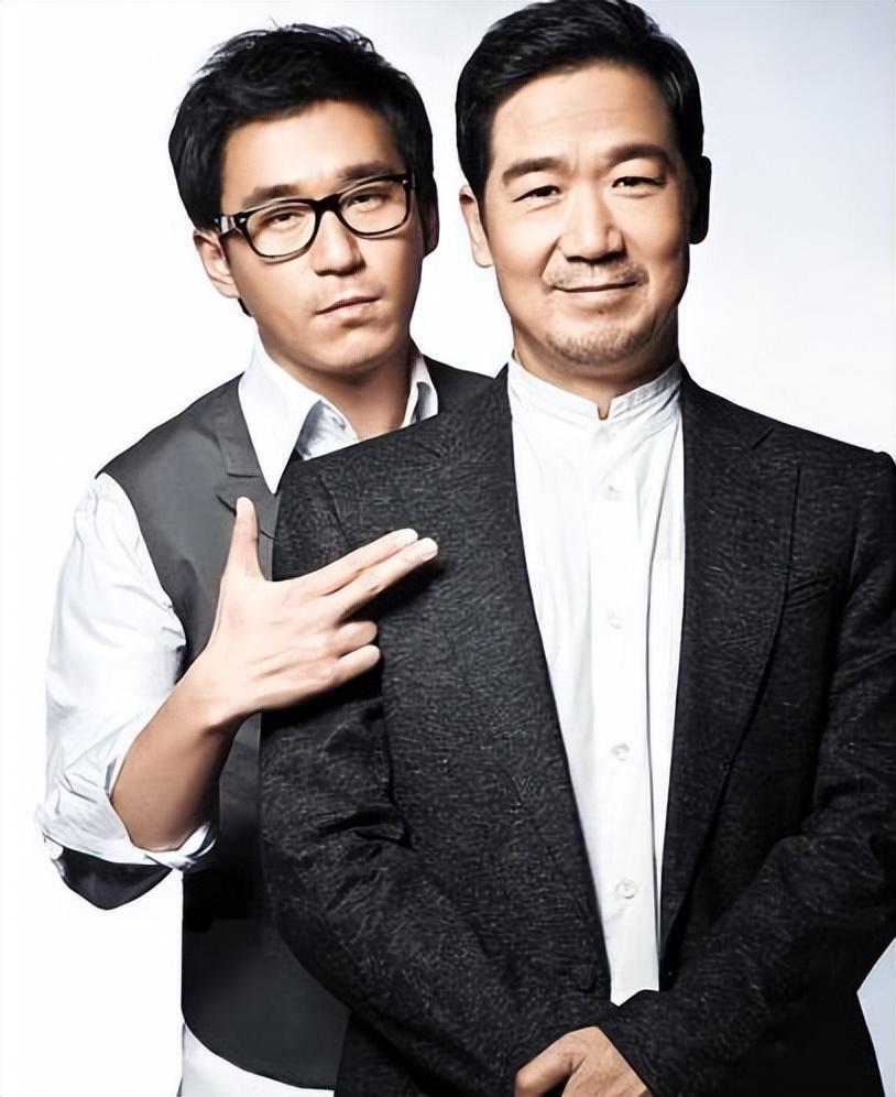 张默的堕落 张默因吸毒被捕,张国立的纵容让张默陷入困境,父子关系