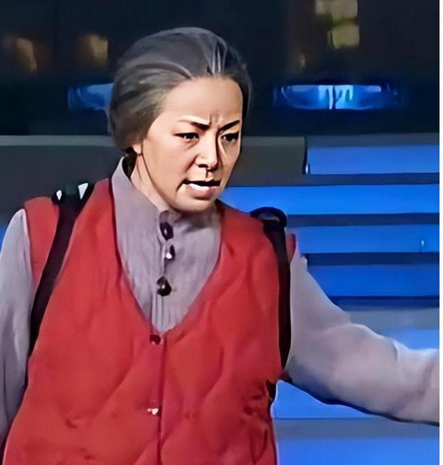 宋丹丹:从"小品女王"到"毒舌女王" 宋丹丹是一位著名的小品演员,曾经