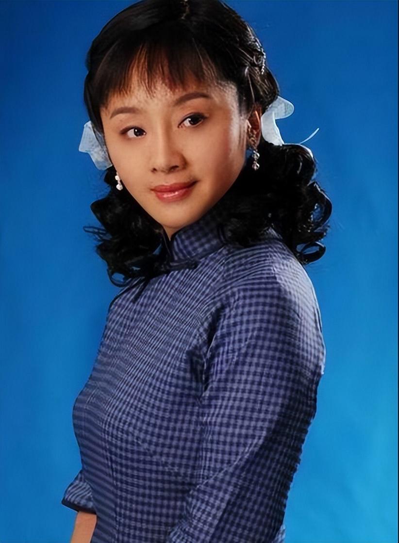 唐静:一辈子不再嫁人 唐静,曾是一名演员,现在是一名出色的制片人