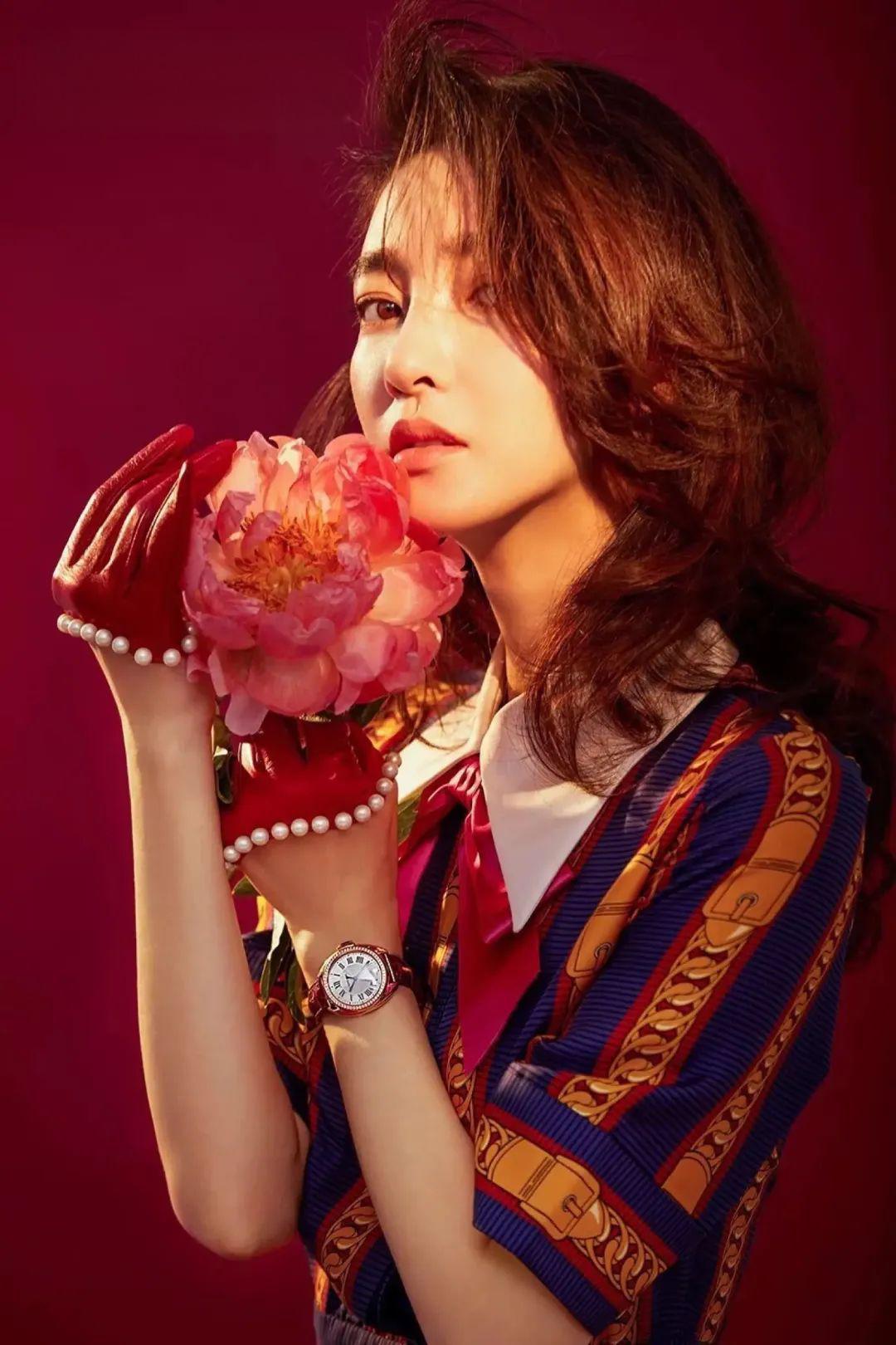 王丽坤:褪下画皮后的真实 王丽坤,一个清纯可爱的小白花,但她的形象并