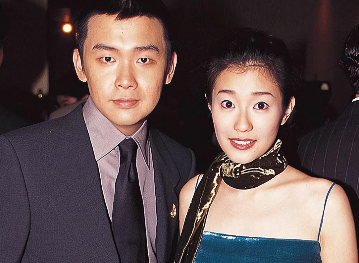 著名香港演员雷颂德已经带着全家移居到了英国,最近为了庆祝生日,他