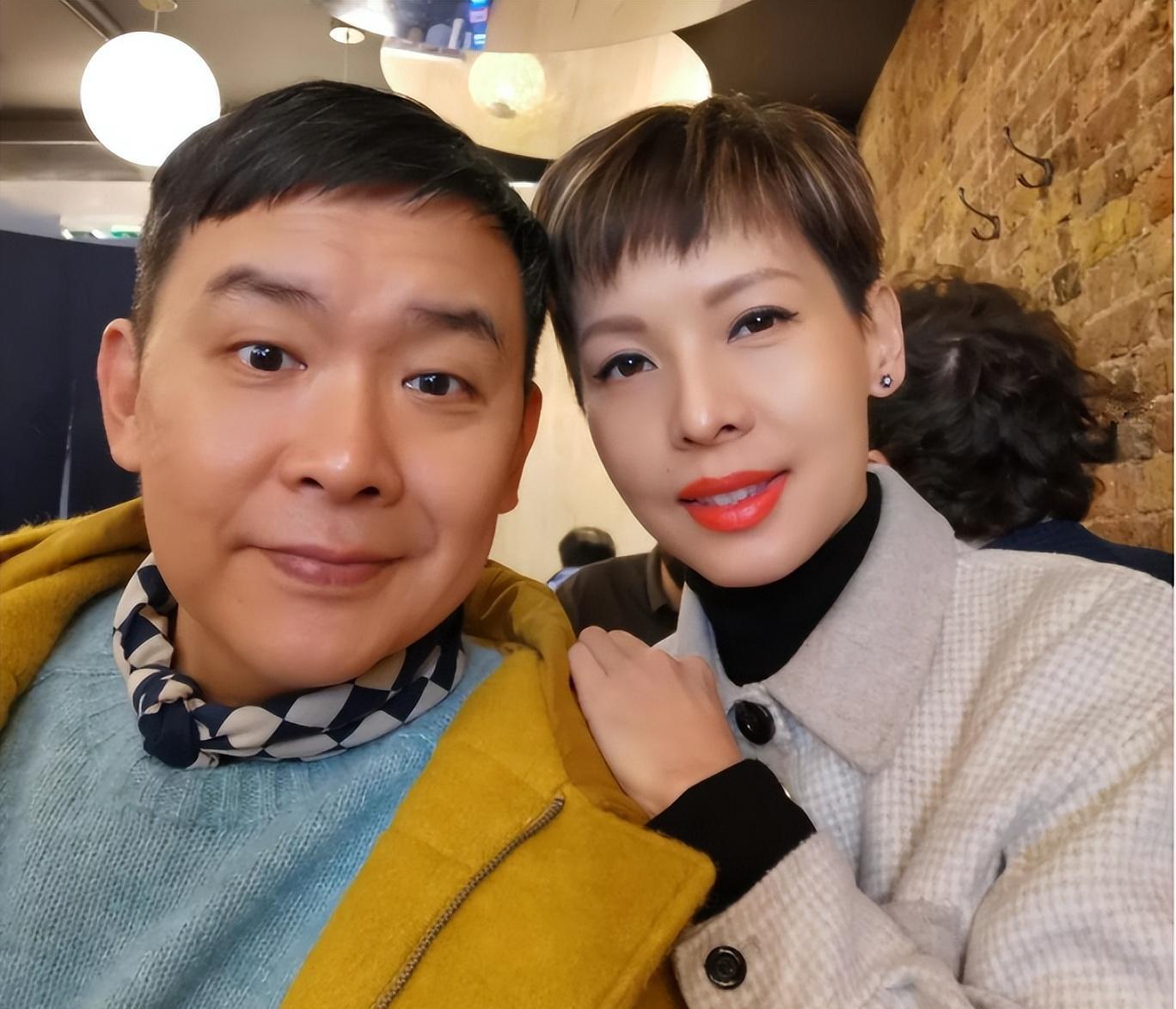 著名香港演员雷颂德已经带着全家移居到了英国,最近为了庆祝生日,他