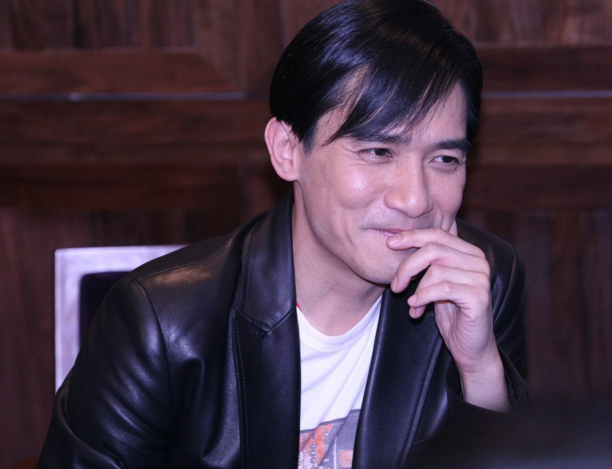 程潇方力挺婚姻,否认与梁朝伟私生子传闻 程潇方坚决否认与梁朝伟存在