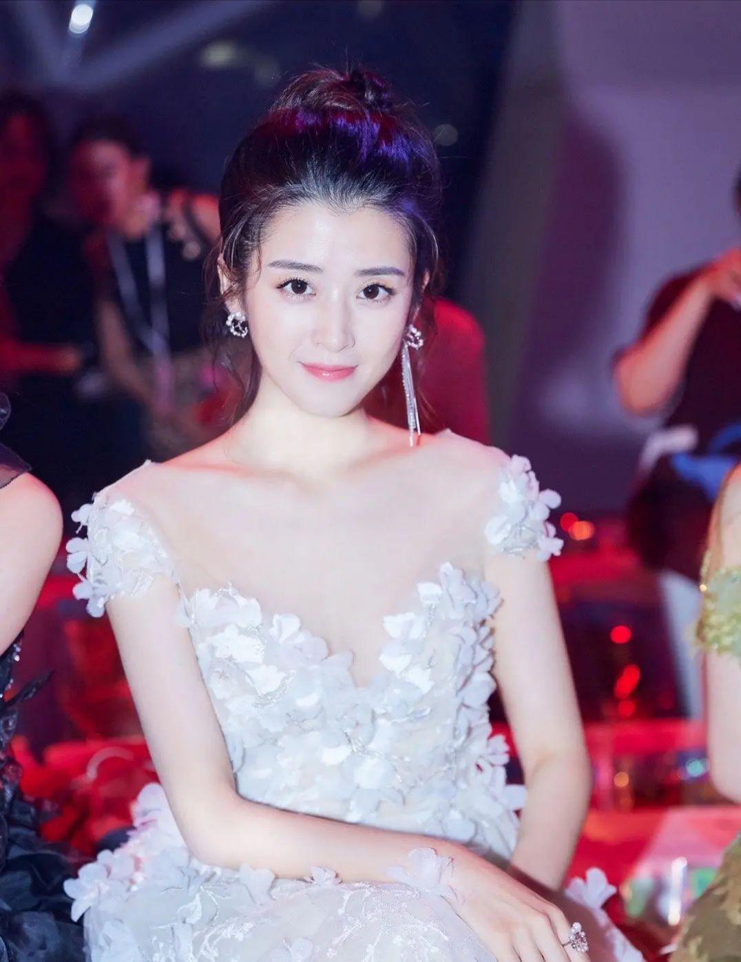 西京学院毕业的明星 西京学院毕业的明星有韩磊,李若嘉,刘妍菲,任妙音