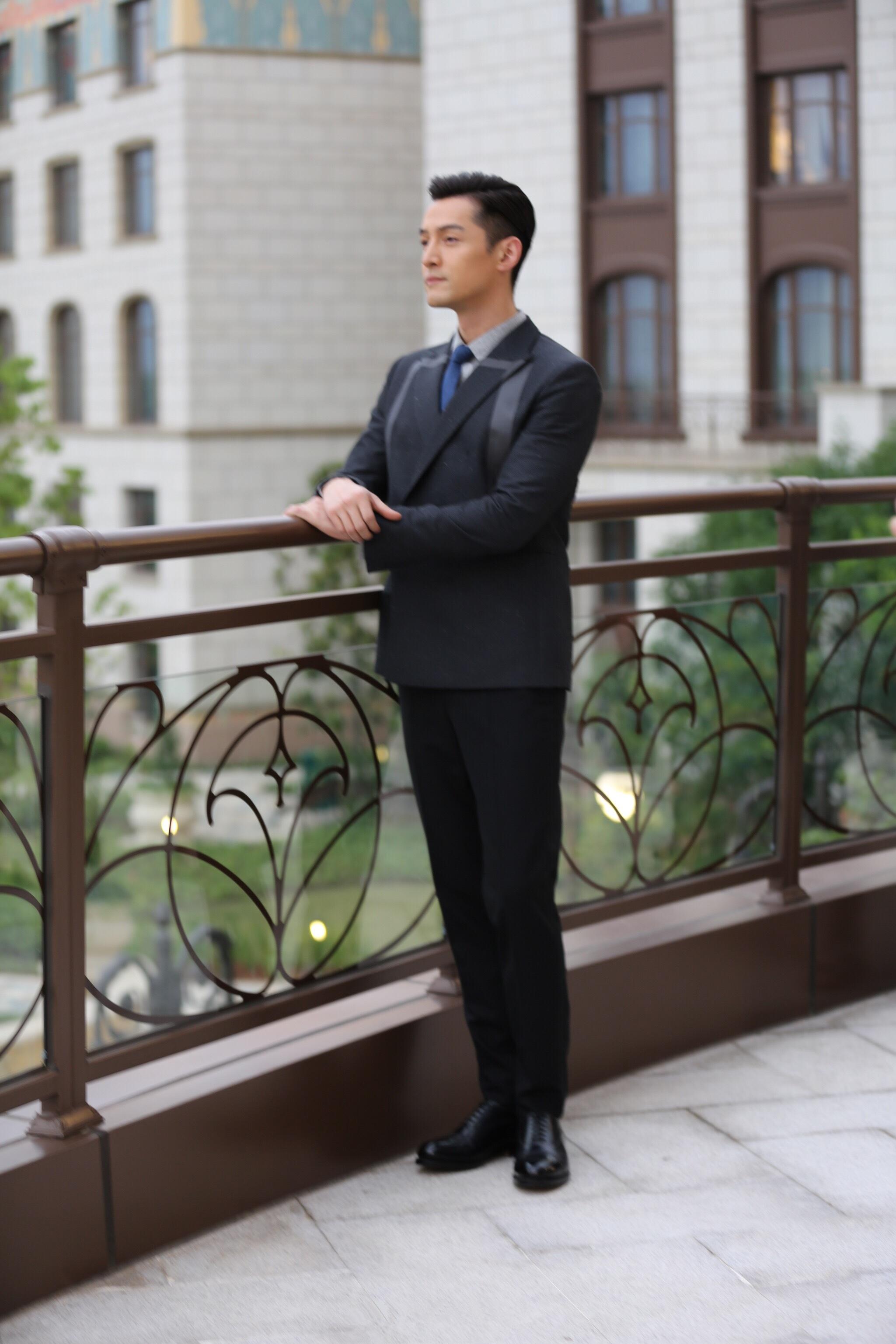 胡歌:未来五年不拍戏,能得到大家支持吗?