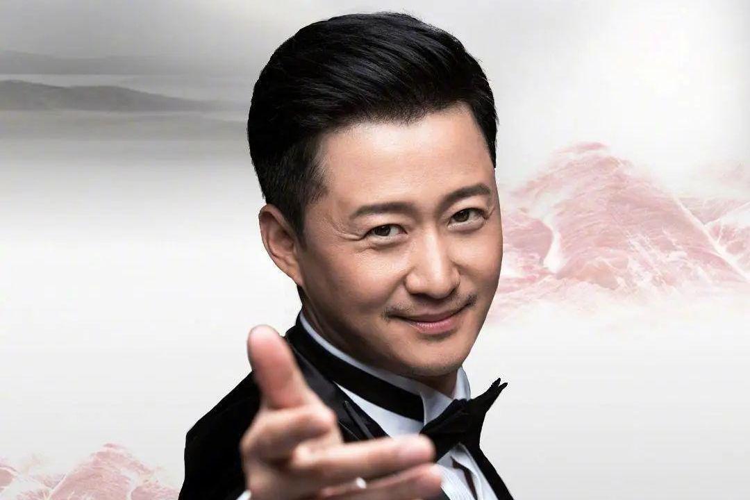 吴京揭秘演员放弃角色原因 吴京在接受采访时称有演员因戏份少而放弃