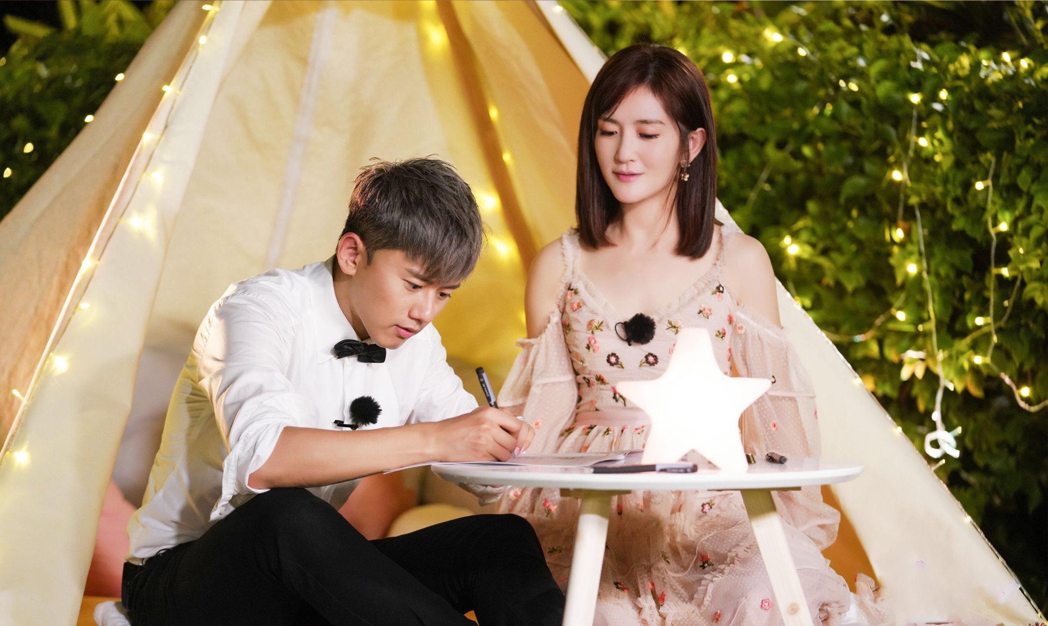 张杰节目中自曝感情动态 张杰和谢娜,现在是大家口中的恩爱夫妻,婚后