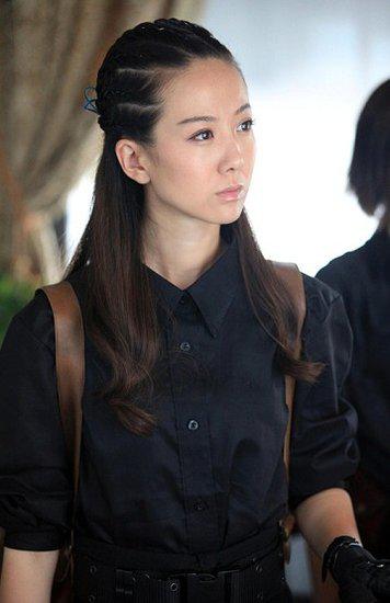 人生赢家 高斯,一位东北女孩,靠着自己的实力考上了大学,成为演员