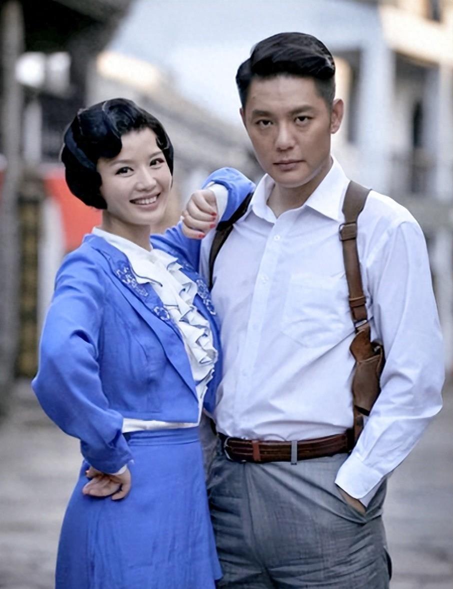 恩情的"渣男" 傅程鹏是一位曾经拥有无数崇拜者和忠实追随者的演员,但