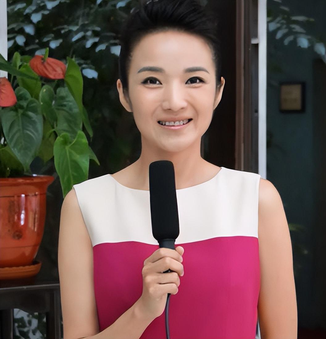 管彤:幸福的主持人 管彤,央视主持人,幸福的妻子和母亲,用她的主持