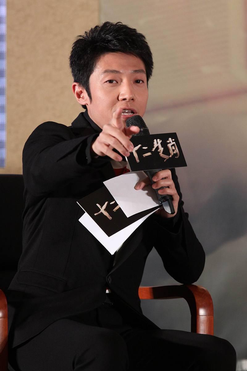 撒贝宁的原名 撒贝宁原名撒播,是父亲对农业丰收的期盼之下取的名字