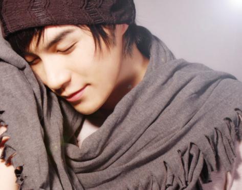 山东著名主持人张敏健宣布离职,与台里冲突大,养儿女钱少没房车仍