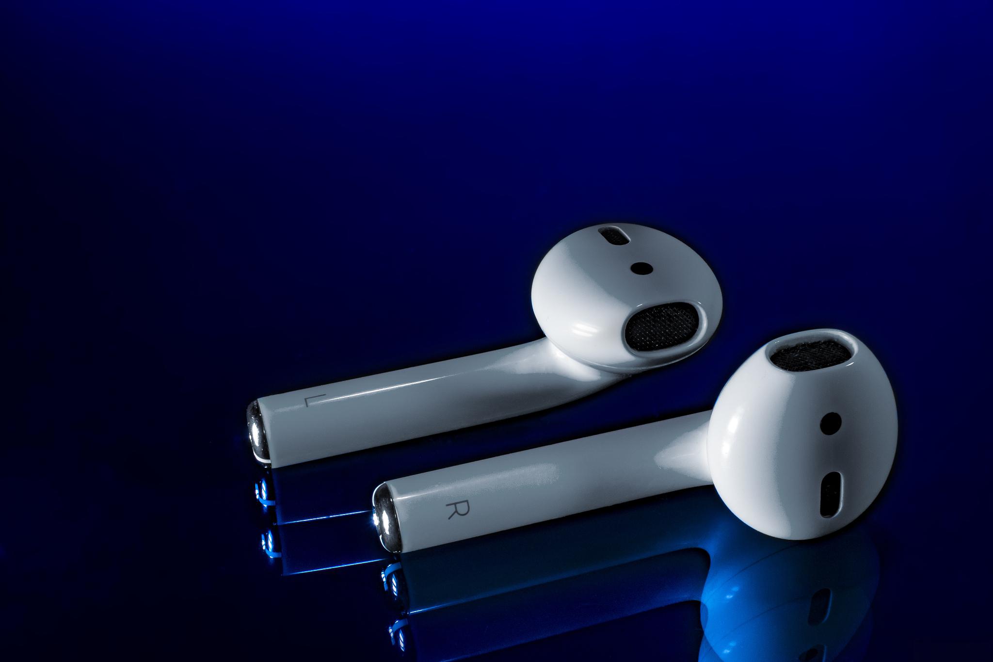 airpods如何开启降噪功能 无线蓝牙耳机因其便携,舒适和功能丰富而备