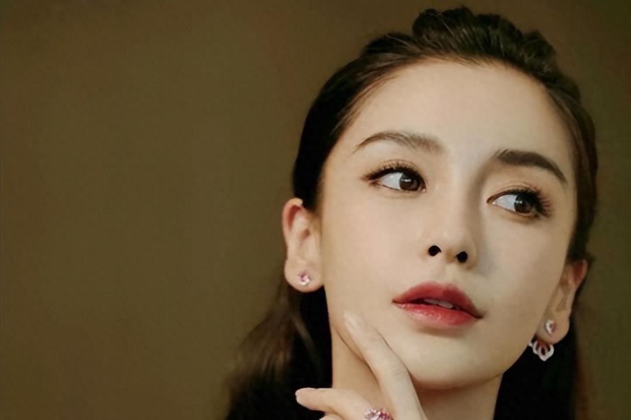 angelababy:时间戳破虚红泡沫 杨颖曾是"85后四小花旦"之一,黄晓明的