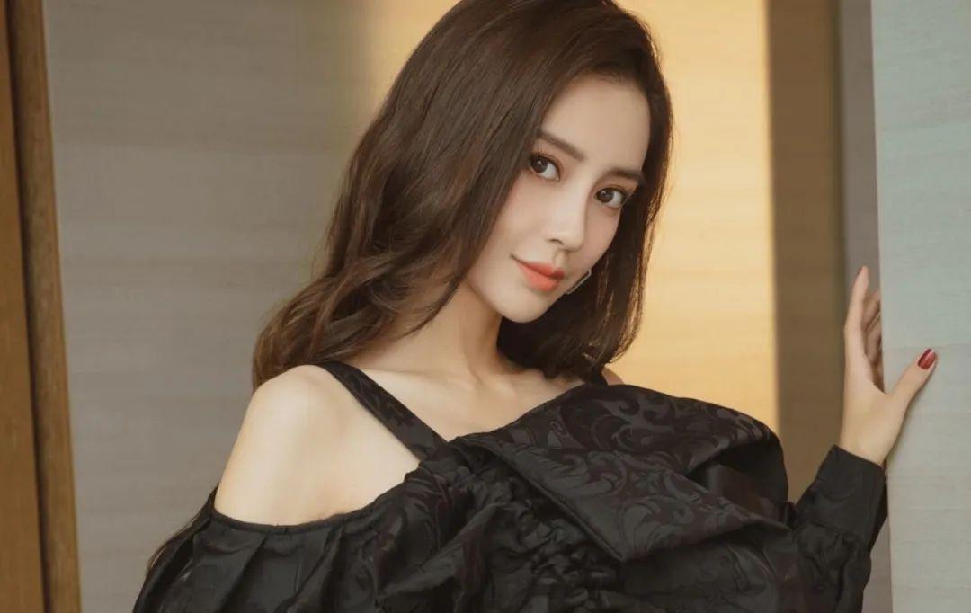 黄晓明道出与杨颖分手的真相 黄晓明和angelababy离婚后,口碑迎来反转
