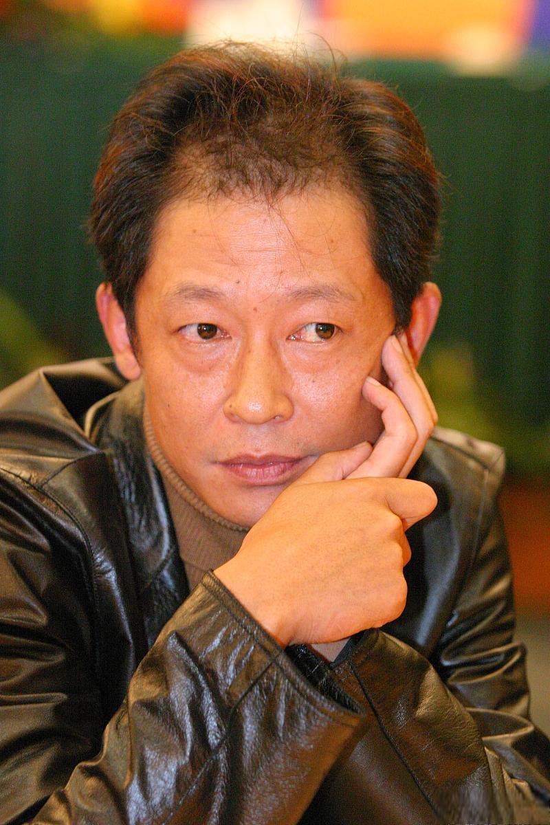 徐帆和王志文的爱情故事 徐帆和王志文是中国影视圈中备受瞩目的一对