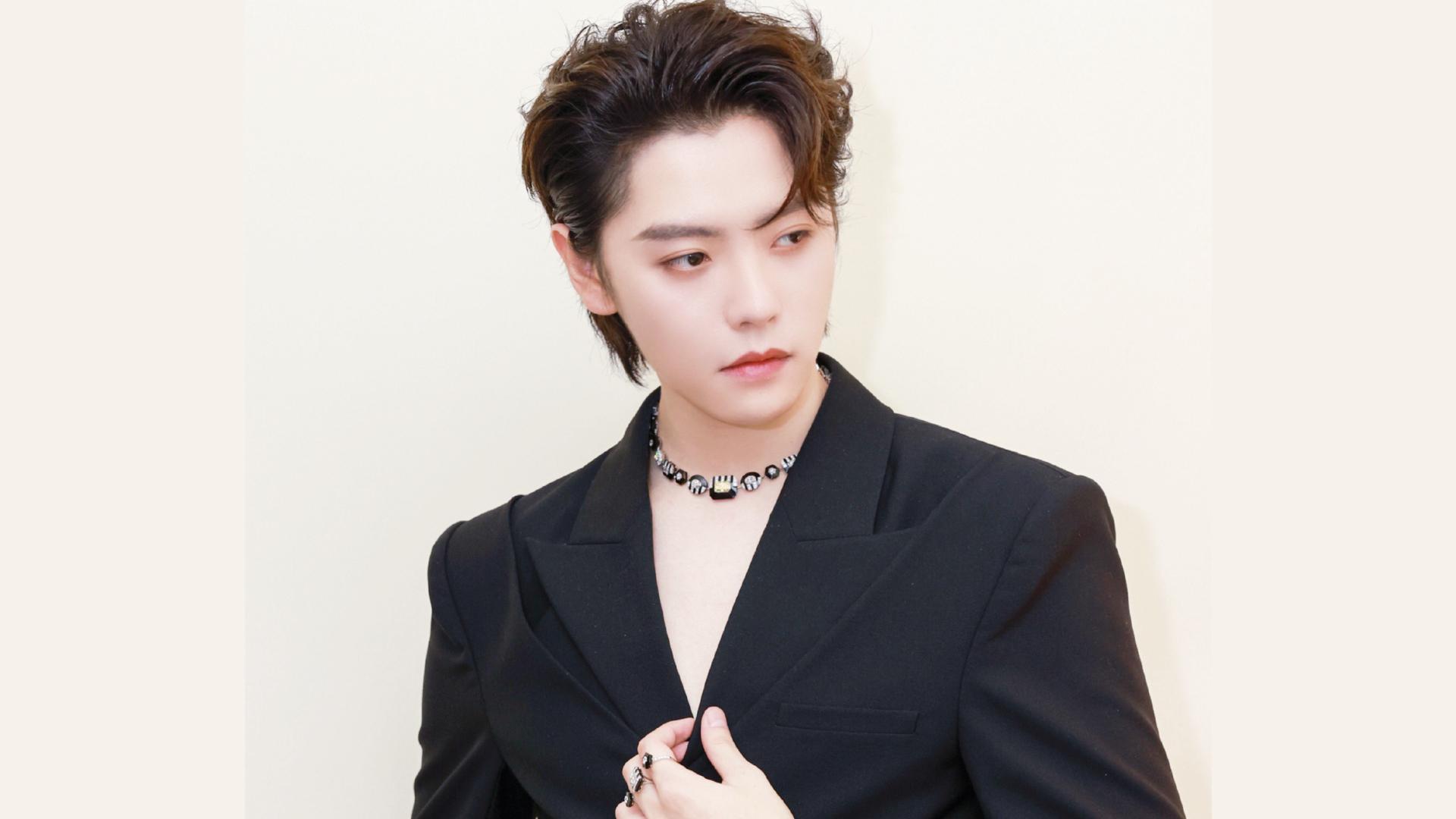 肖宇梁:一个普通舞蹈老师的演员梦 肖宇梁,1995年出生在甘肃的一个