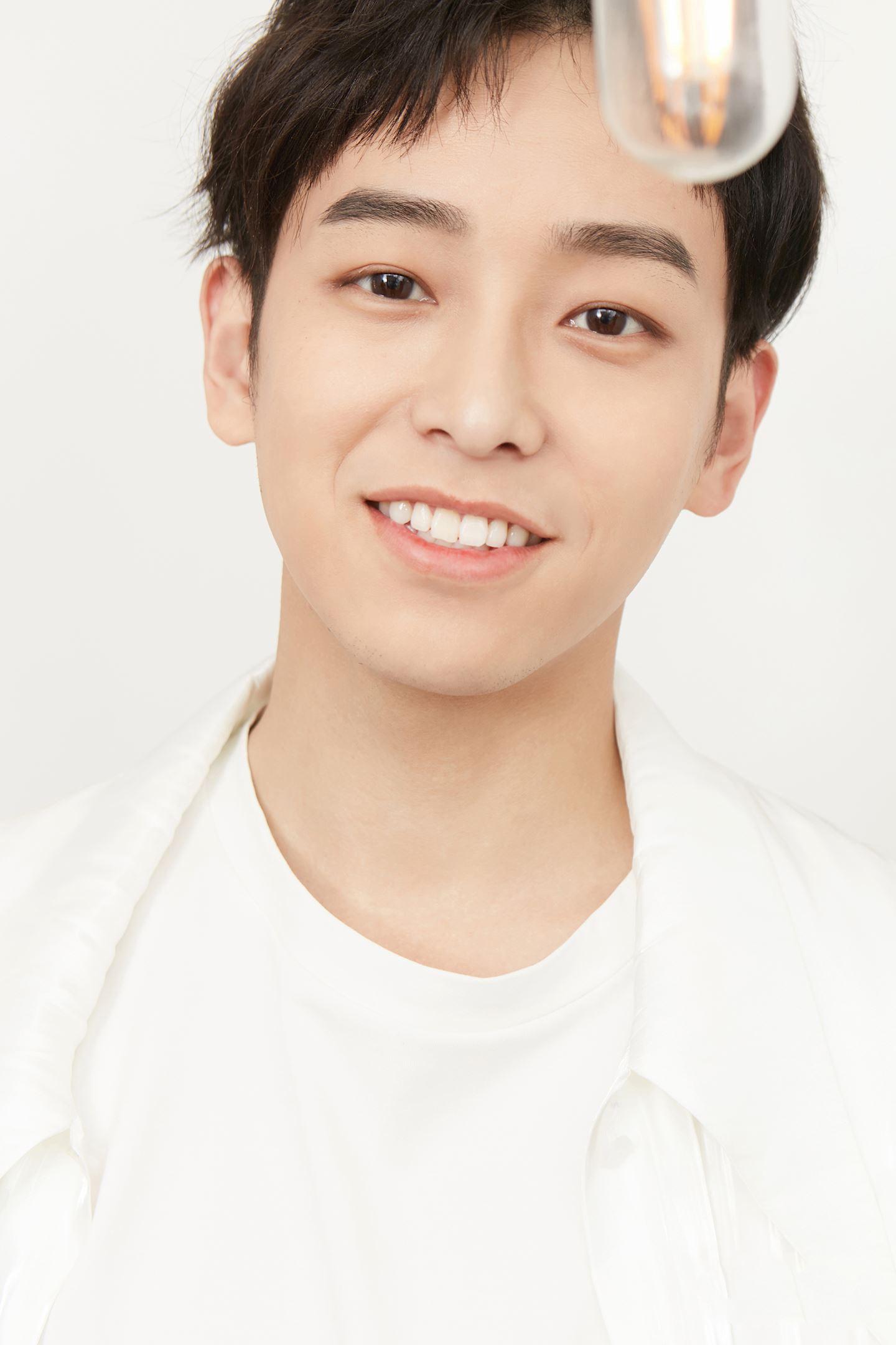 年轻演员彭昱畅提名金马奖影帝 彭昱畅以磁性笑容和卓越表演实力获得