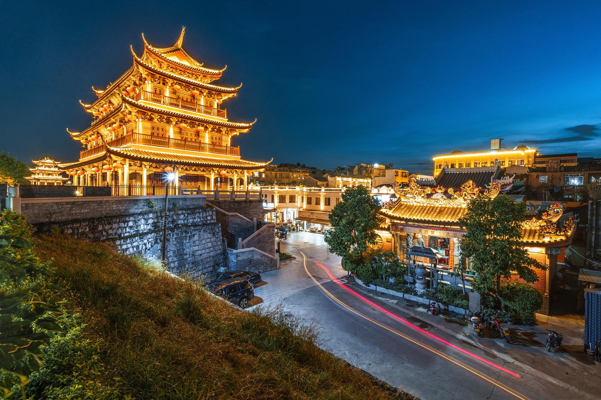 潮州古城一日游攻略 潮州是中国广东省的一个历史悠久的城市,拥有丰富