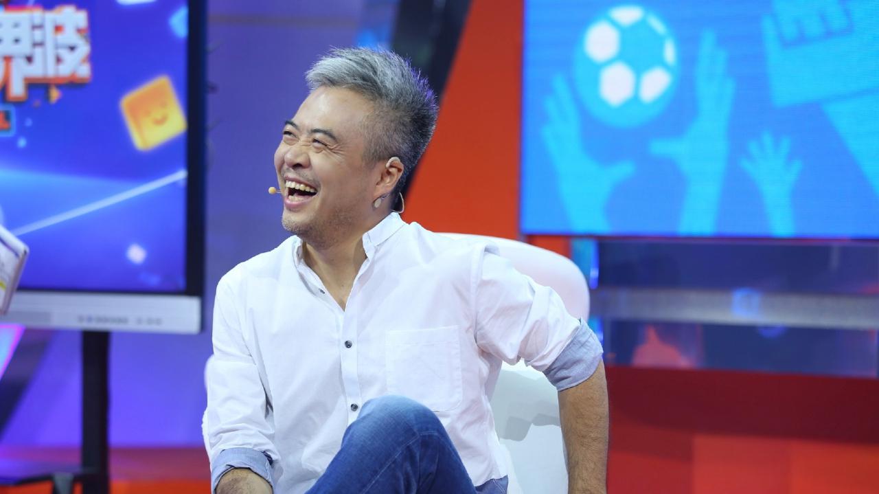 前央视解说段暄失联数月 前央视知名足球解说员段暄已经从公众视野中