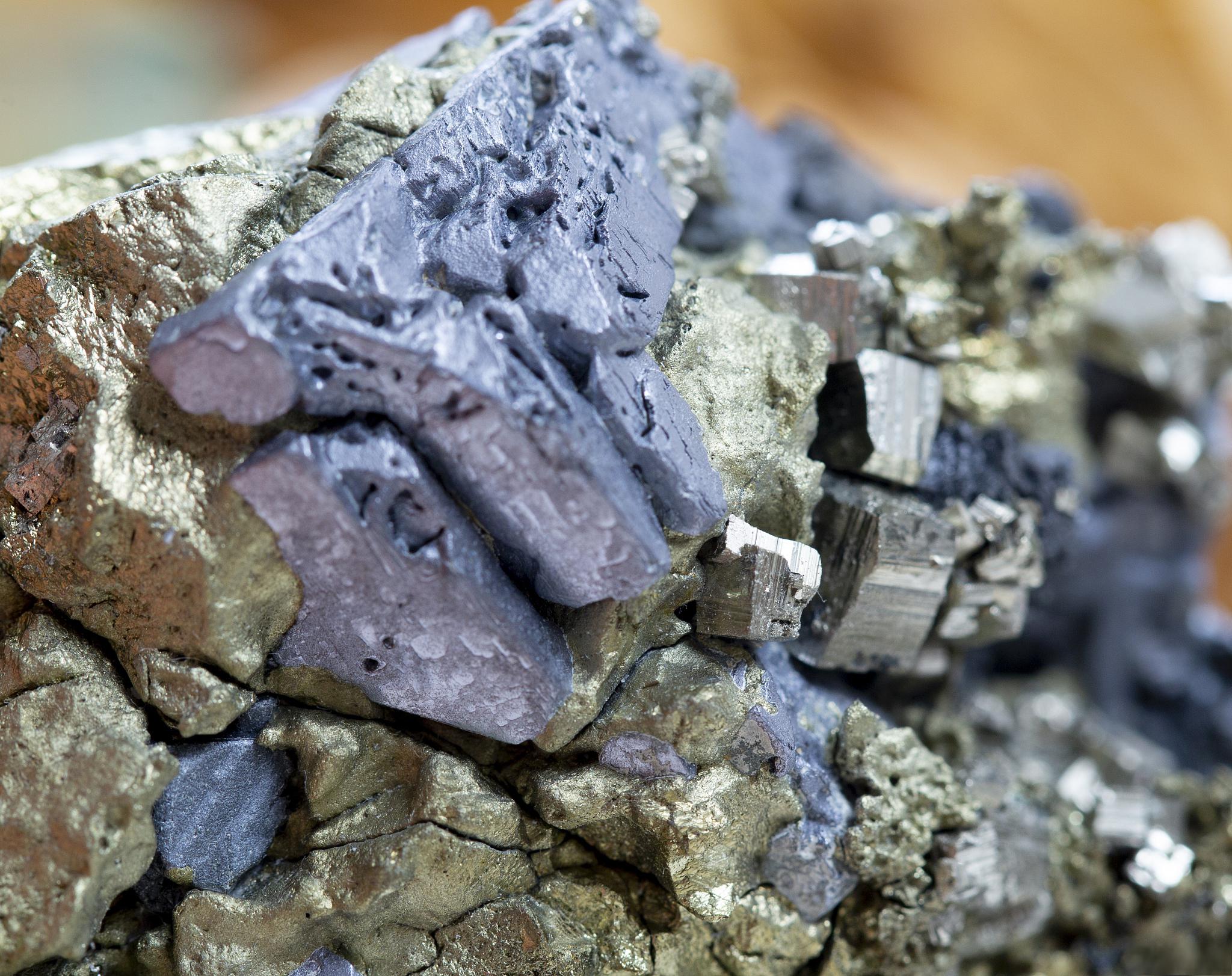 钽铌矿进口代理报关 进口钽铌矿需要准备矿产质量证明