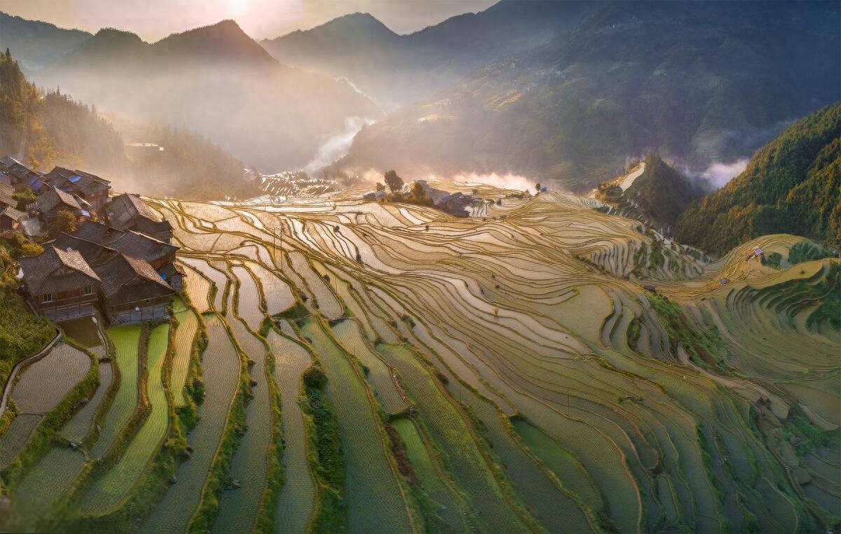 加榜梯田:中国最美的三大梯田之一 加榜梯田可与广西的龙脊梯田和云南
