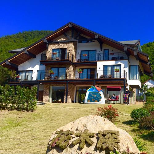 德清县莫干山镇溪源山庄二日游攻略 德清县莫干山镇溪源山庄是一个