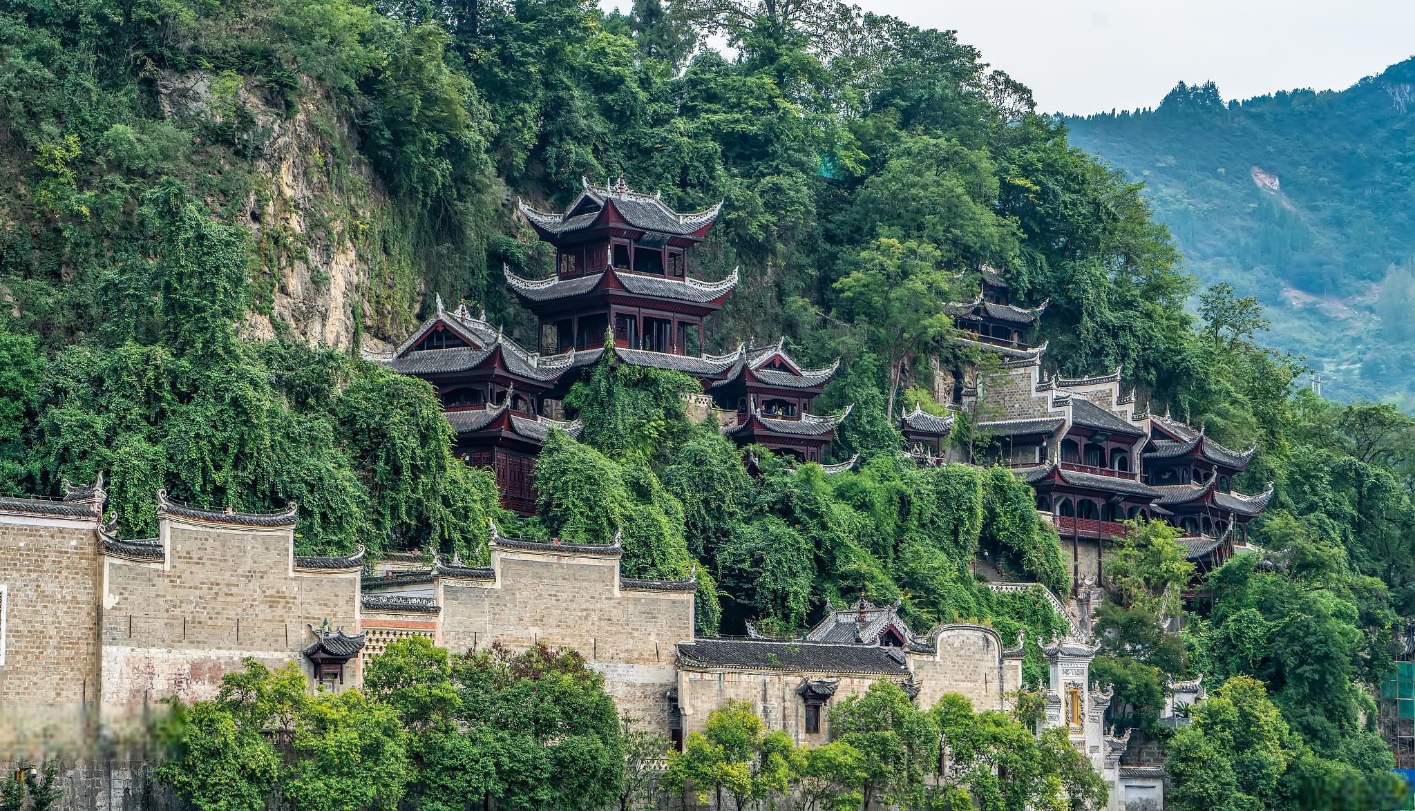 丹棱县旅游景点介绍 丹棱县位于四川省眉山市下辖的一个县级市,这里有