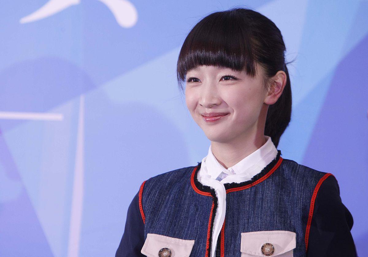 反诈骗的重要性 这部电影以反诈骗为主题,女主角周冬雨饰演的周冉