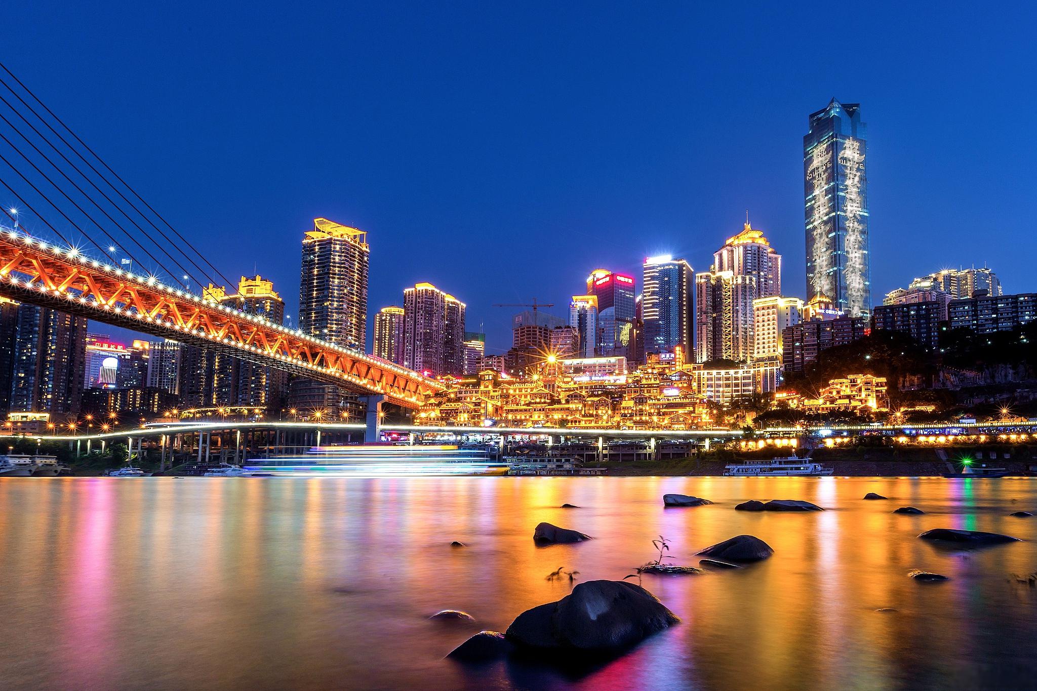 重庆旅游攻略:找微微带你玩转山城 重庆,这座被称为山城,雾都,陪都的