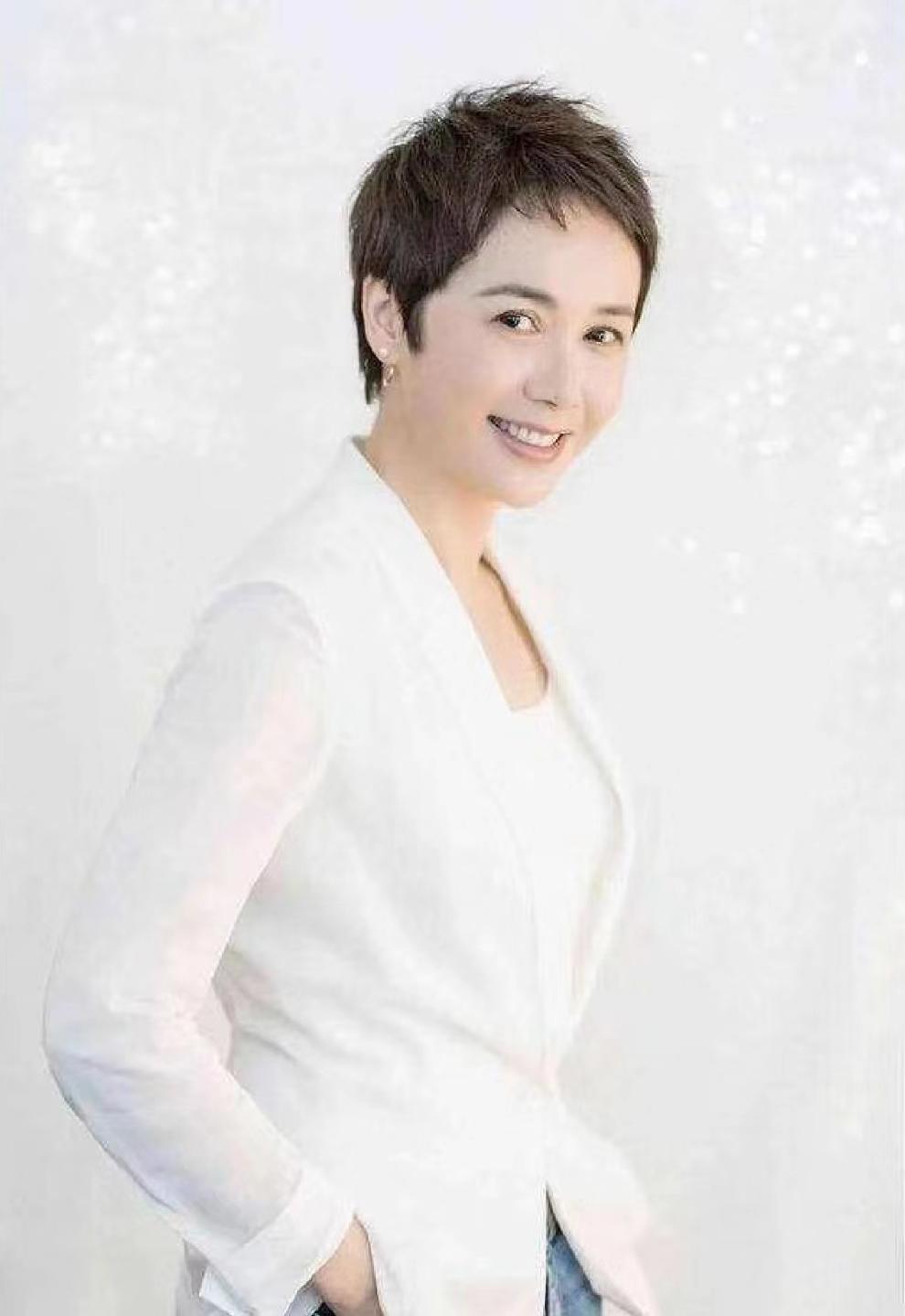 顾长卫和蒋雯丽的婚姻也曾面临危机,但最终